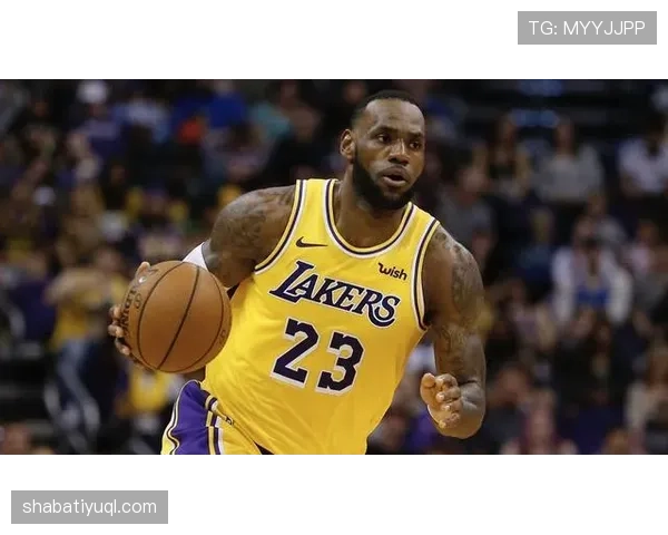 安东尼·戴维斯挡拆制造错位 提升内线效率超越上季