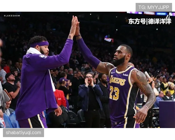 沙奎尔·奥尼尔内线挡拆助攻效率远超同期中锋