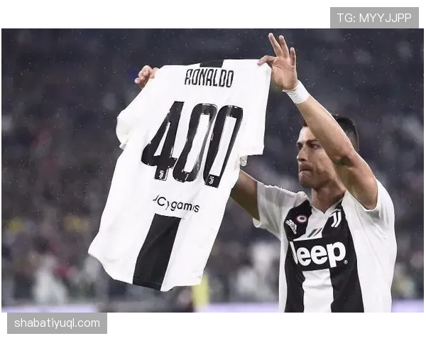 维尼修斯与顶级边锋对比：如何争夺世界第一