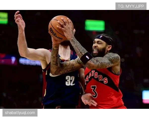 英格拉姆中距离投篮效率提升明显 带动球队攻防节奏变化